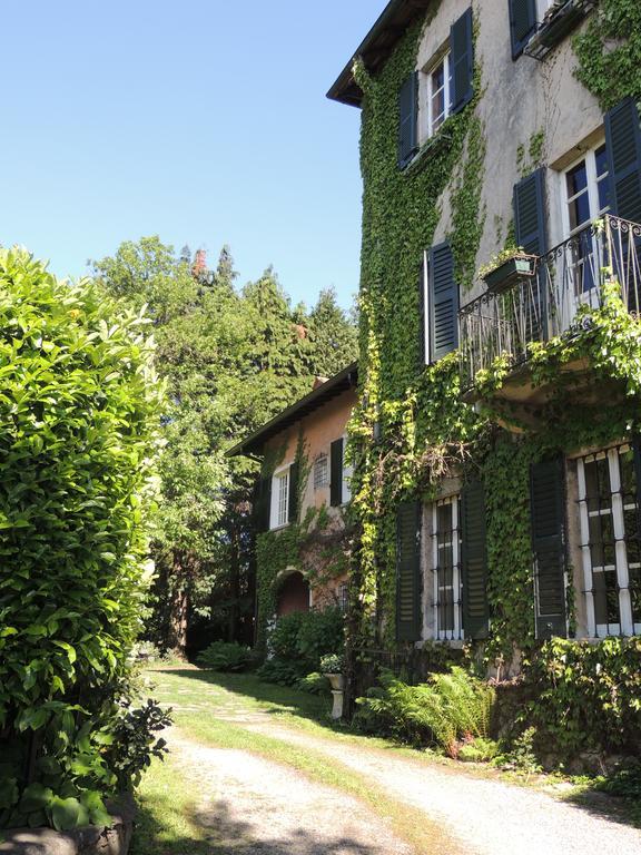 Ferienwohnung Il Faggio Rosso Albiolo Exterior foto